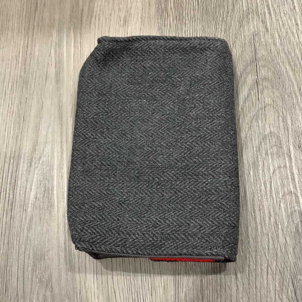 Air Canada business class pouch - Picture 2 of 6